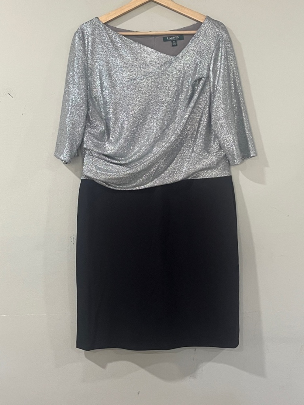 Lauren Ralph Lauren Silver Metallic Textured Dress with Gray Lining